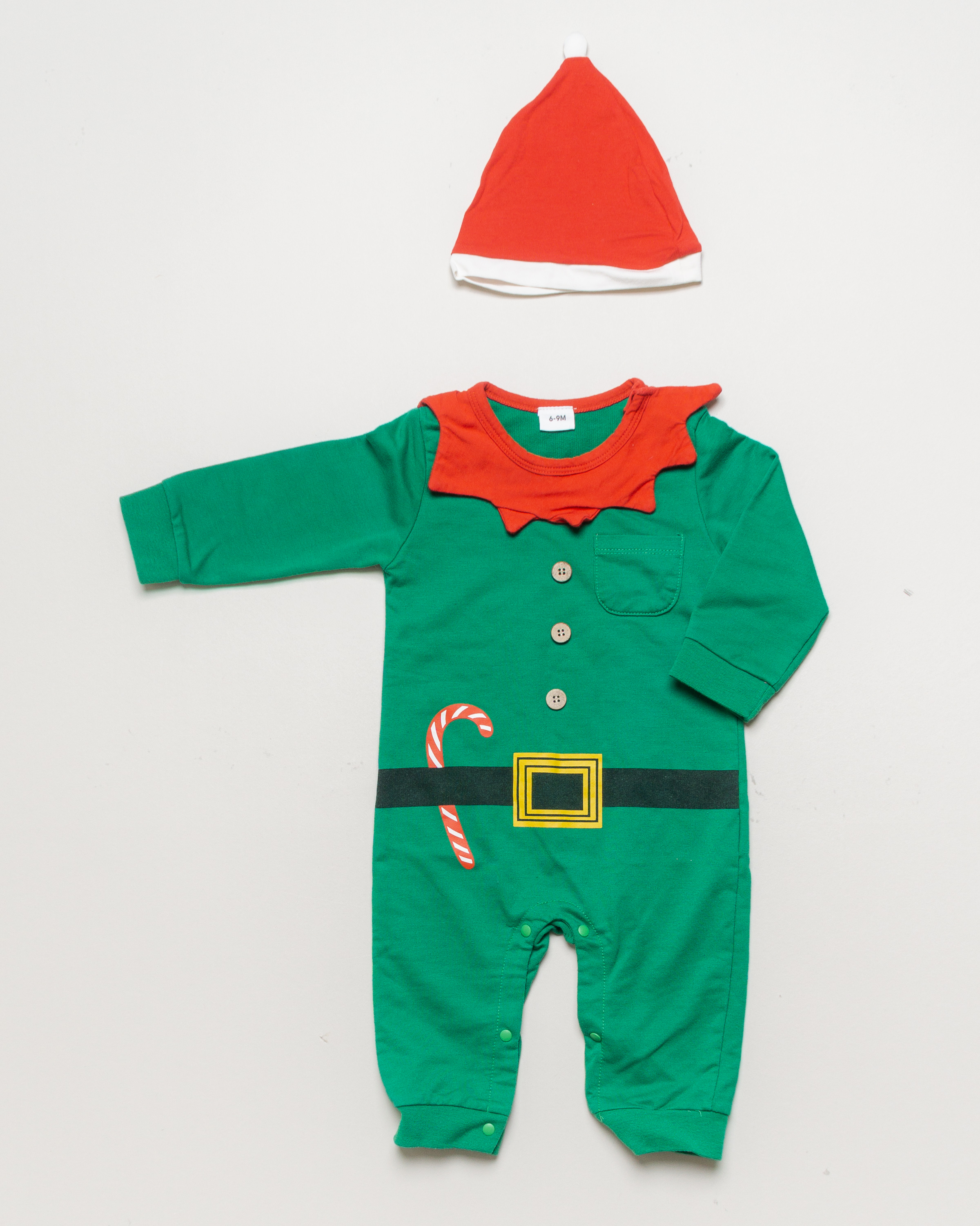 1 Outfit Gr. 74 – Weihnachten Wichtel Weihnachtsbaby mit Mütze