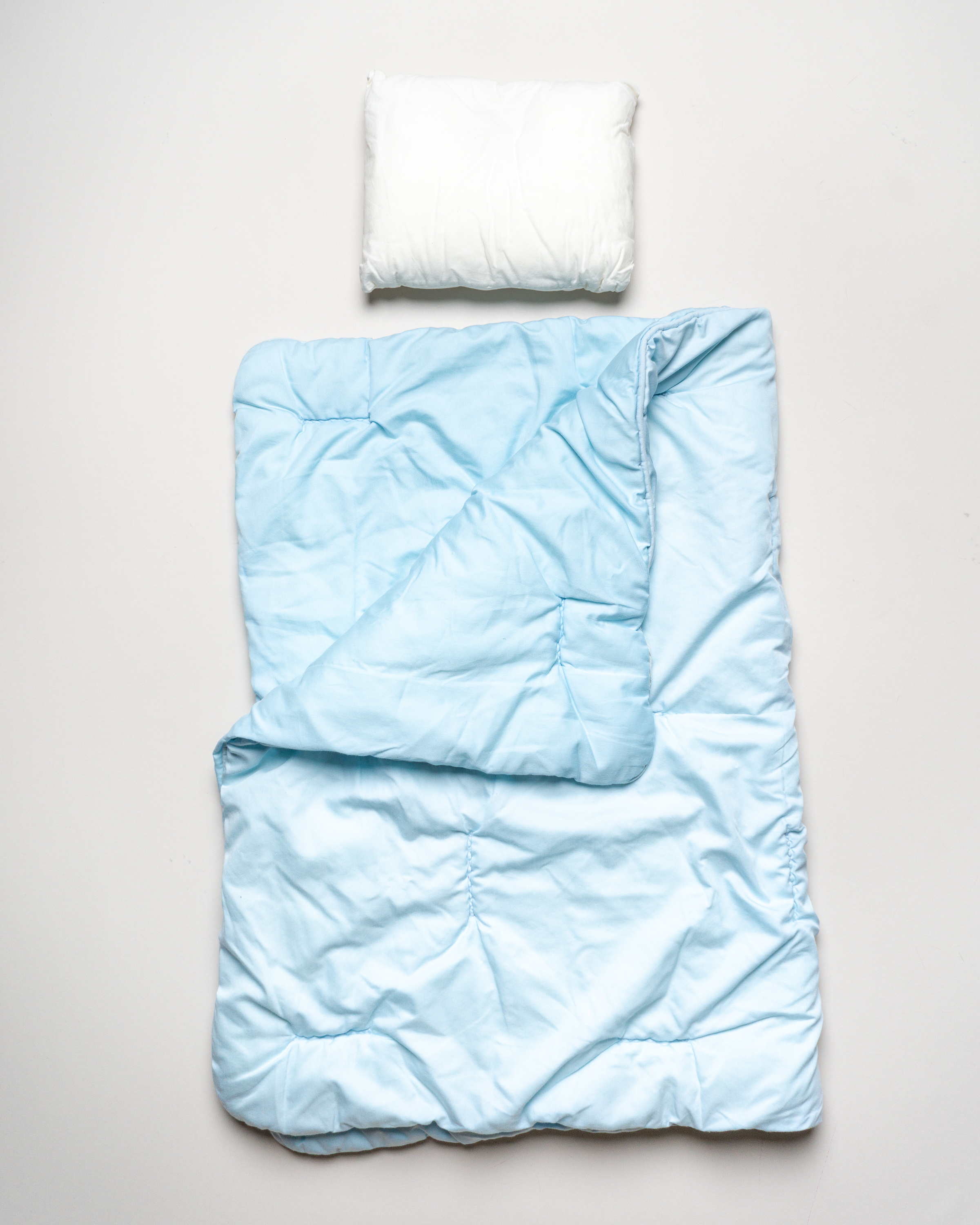 Set Kissen und Decke – Bettwäsche Oberbett Schlafen Weiß