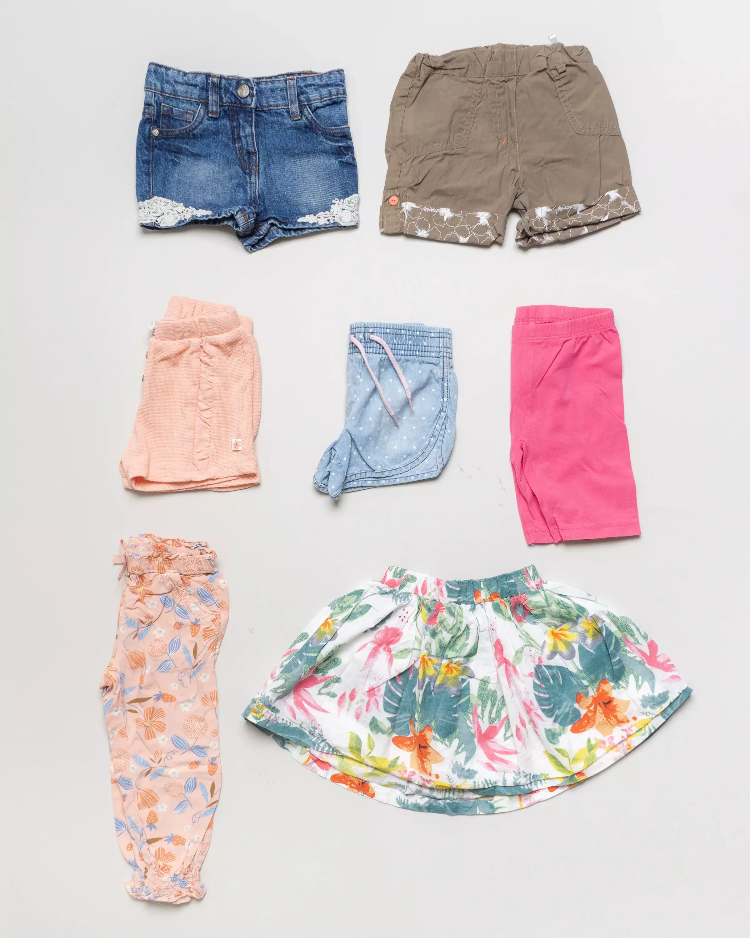 7 Teile Gr. 92 – Shorts Jeans Blumen Tropical Rock Mädchen Set Pack