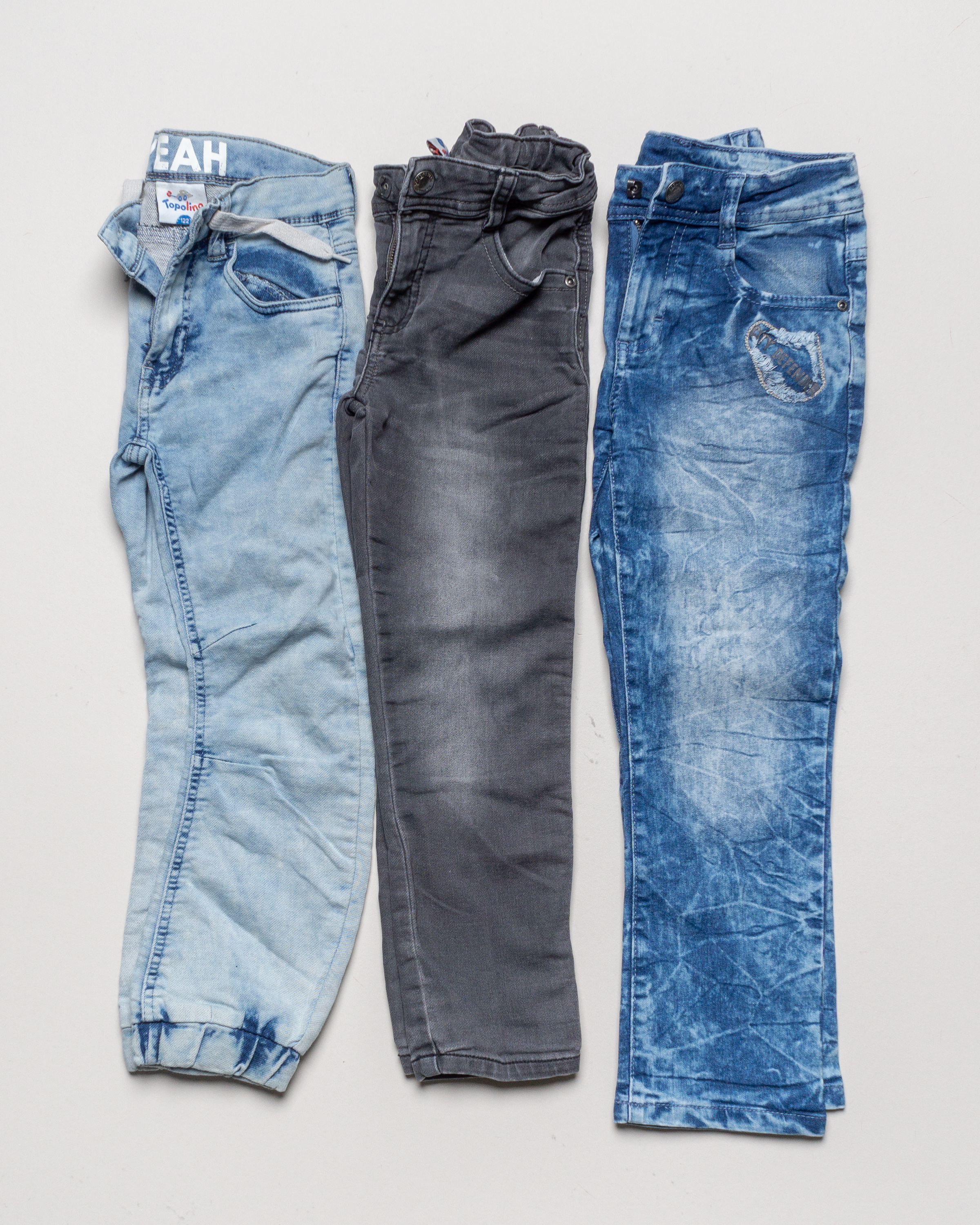 3x Hosen Gr. 122 – 3x Topolino Jeans Lange Hosen Blau Grau