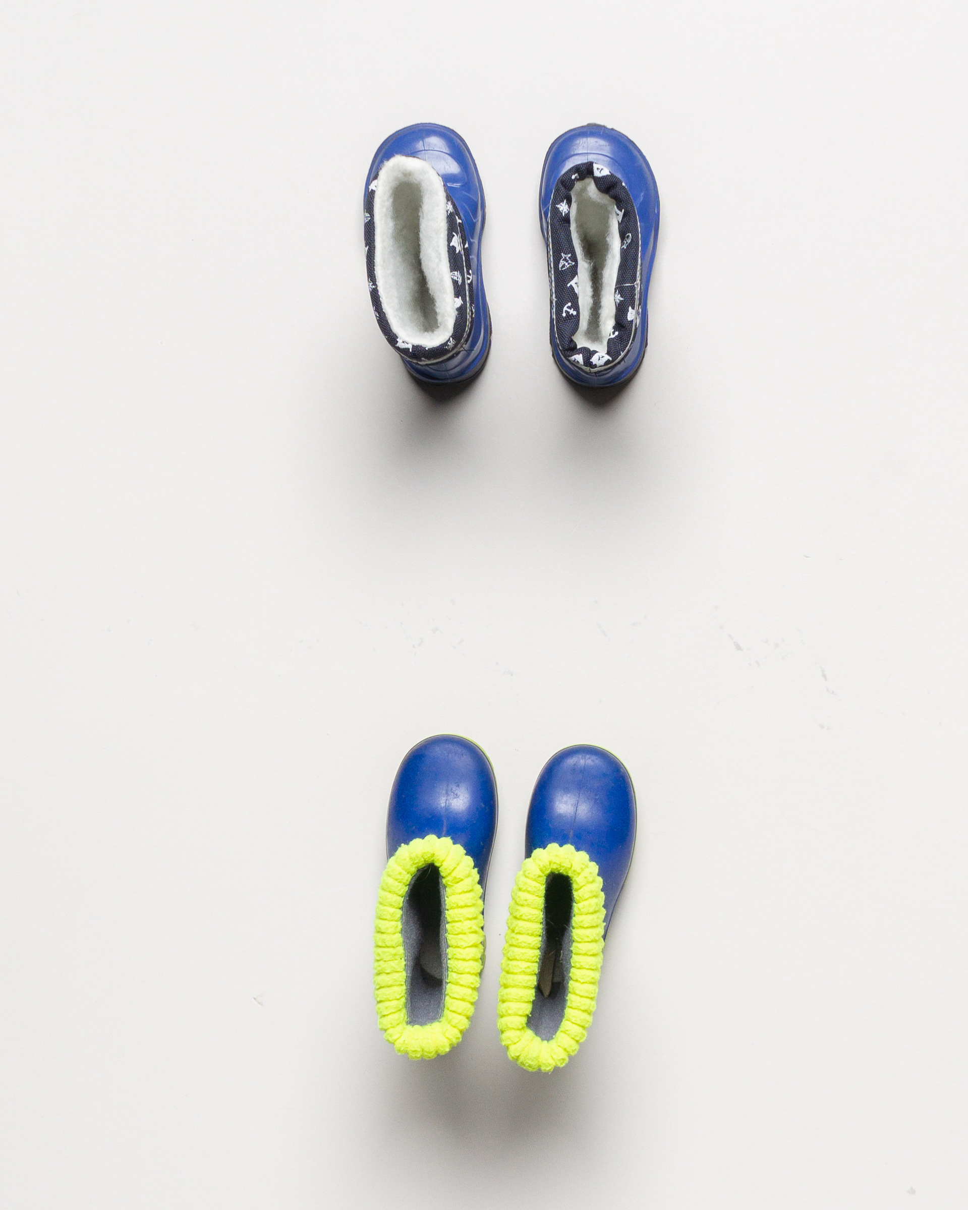 1 Paar Gummistiefel Gr. 20 – gefüttert Regen Matsch neon blau