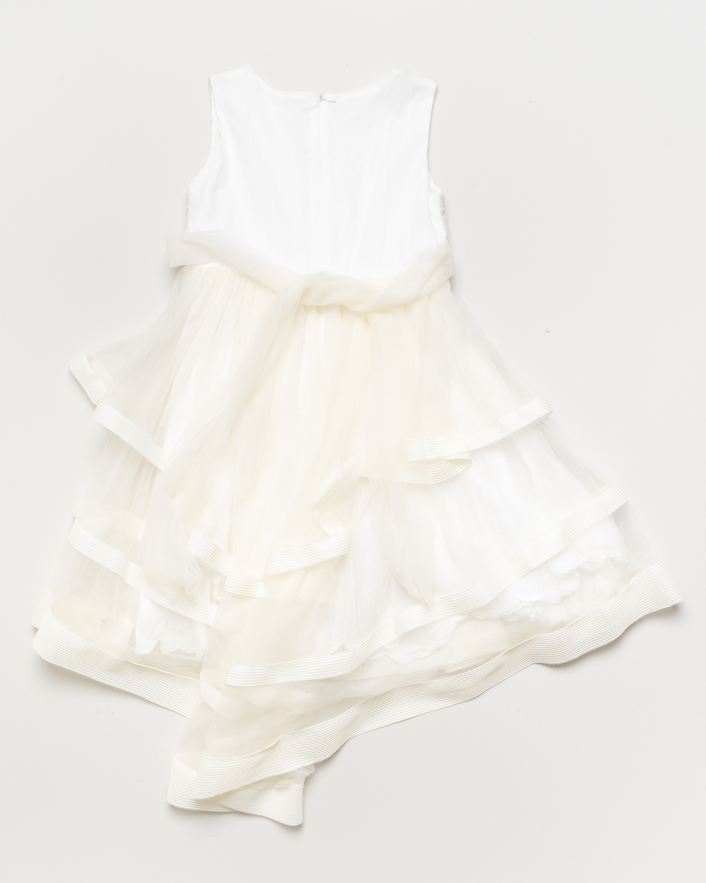 1 Kleid Gr. 122-134 – weiß creme Rüschen Schleife Muster Perlen Festlich