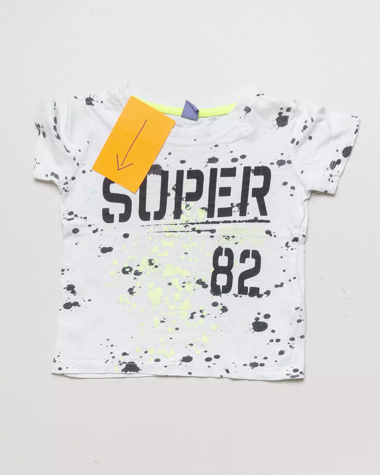 8 Shirts Gr. 92 – kurzarm T-Shirts ärmellos Tanktop sportlich BRKLN neon Print Set Pack