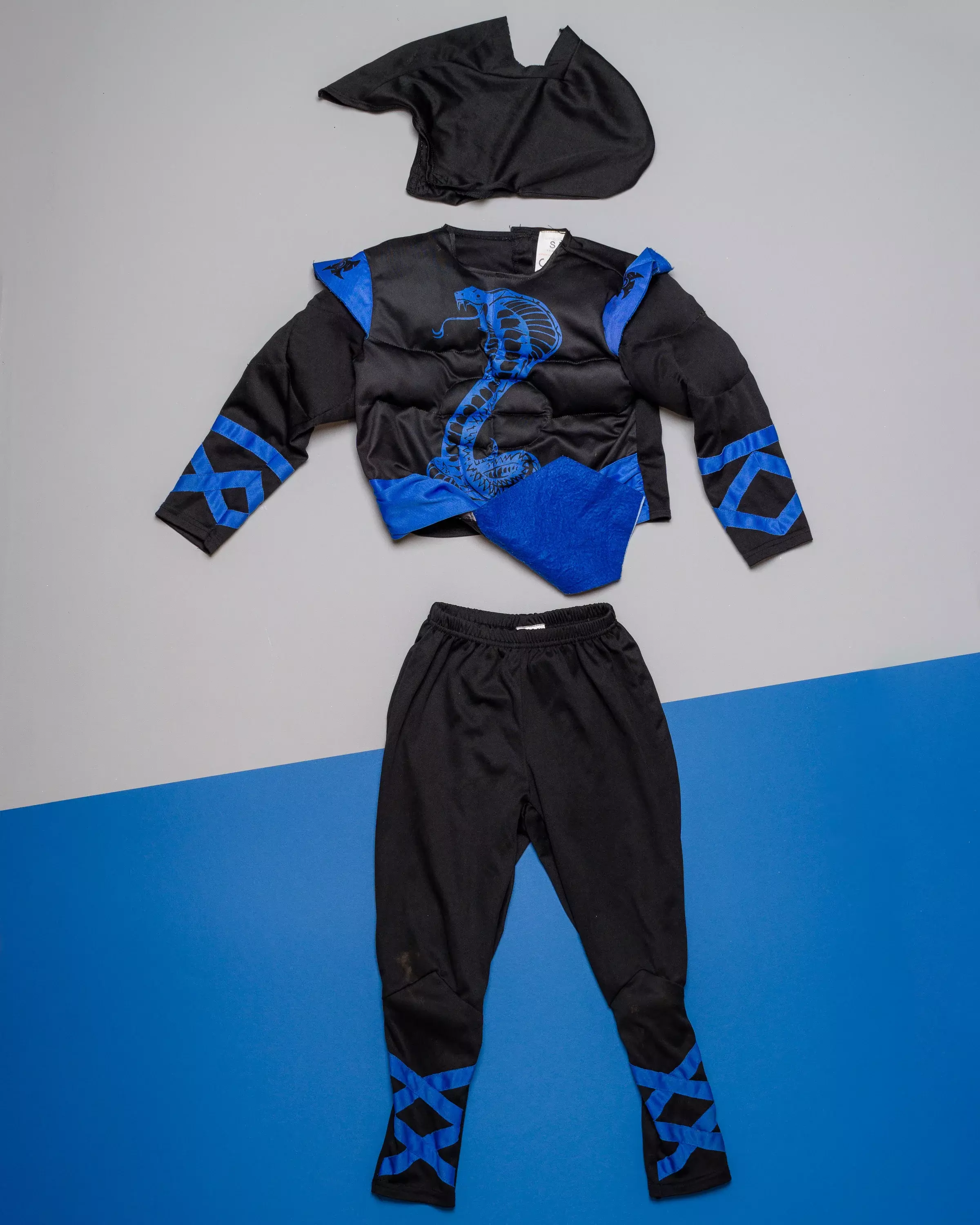 Ninja Kämpfer Gr 104-122 - Kostüm mit Muskeln und Maske