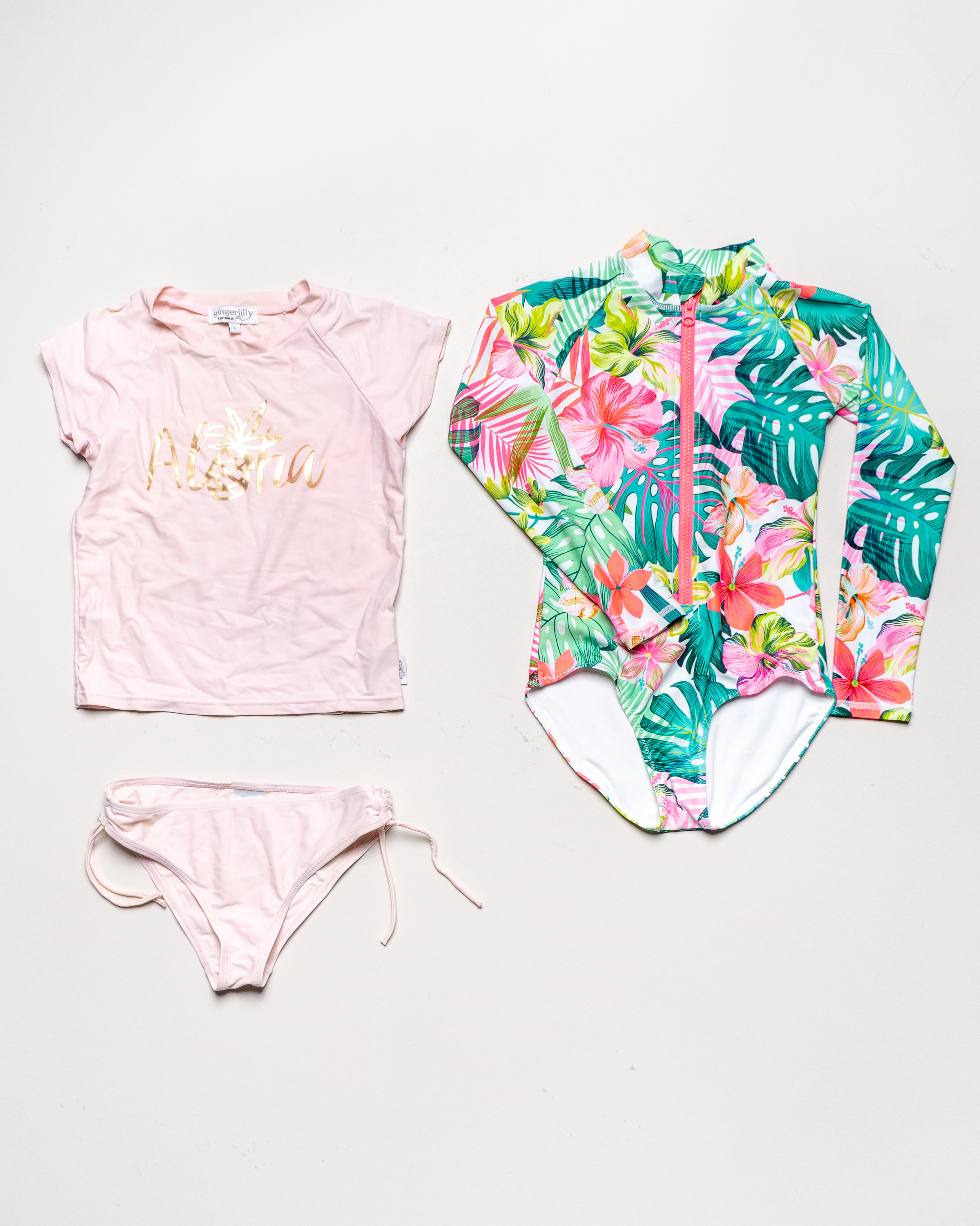 3 Teile Gr. 122/128 – UV Schutz Sonnenschutz T-Shirts Strandkleidung rosa Palmen Body