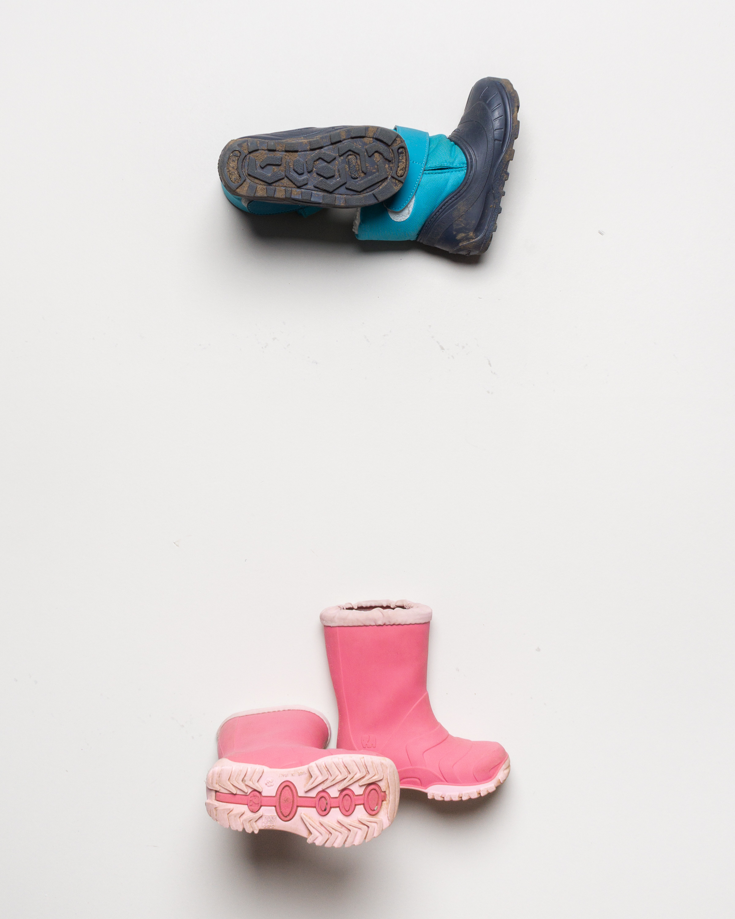1 Paar Gummistiefel Gr. 24 – gefüttert Regen Matsch blau pink Thermo