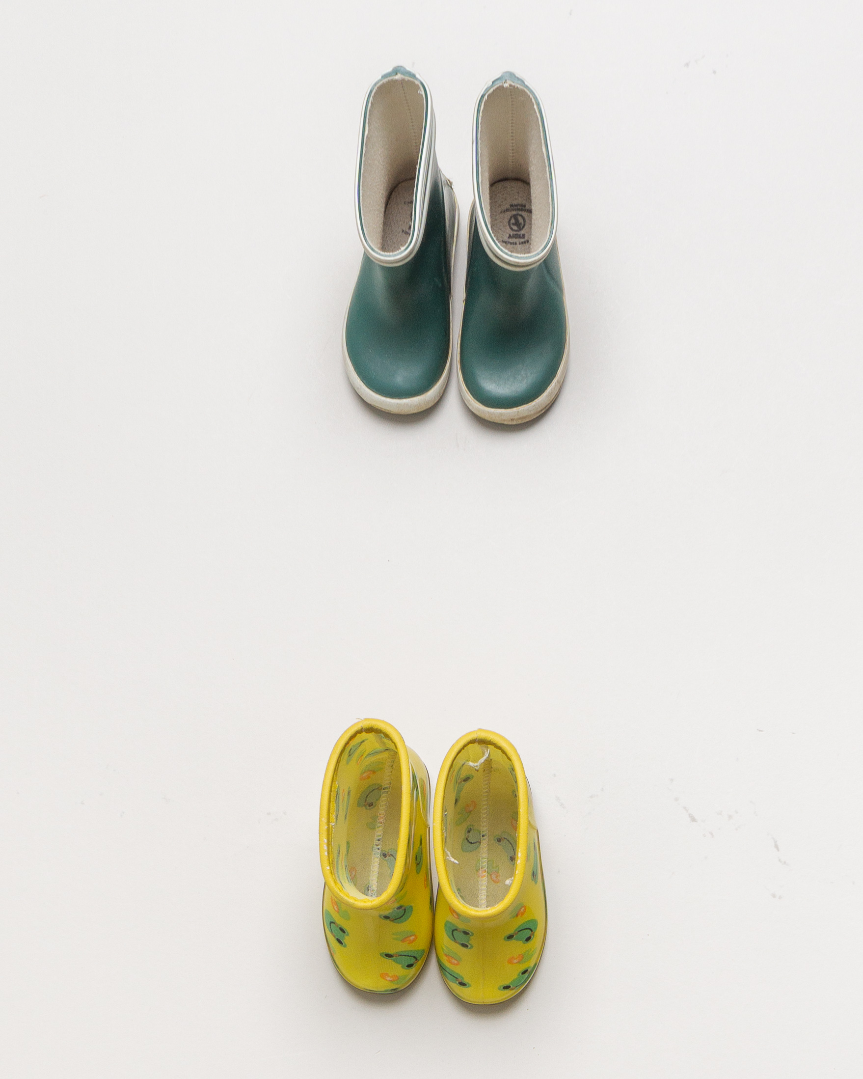 1 Paar Schuhe Gr. 21 – Aigle Gummistiefel Regen Matsch Gelb Grün Frosch Tiere