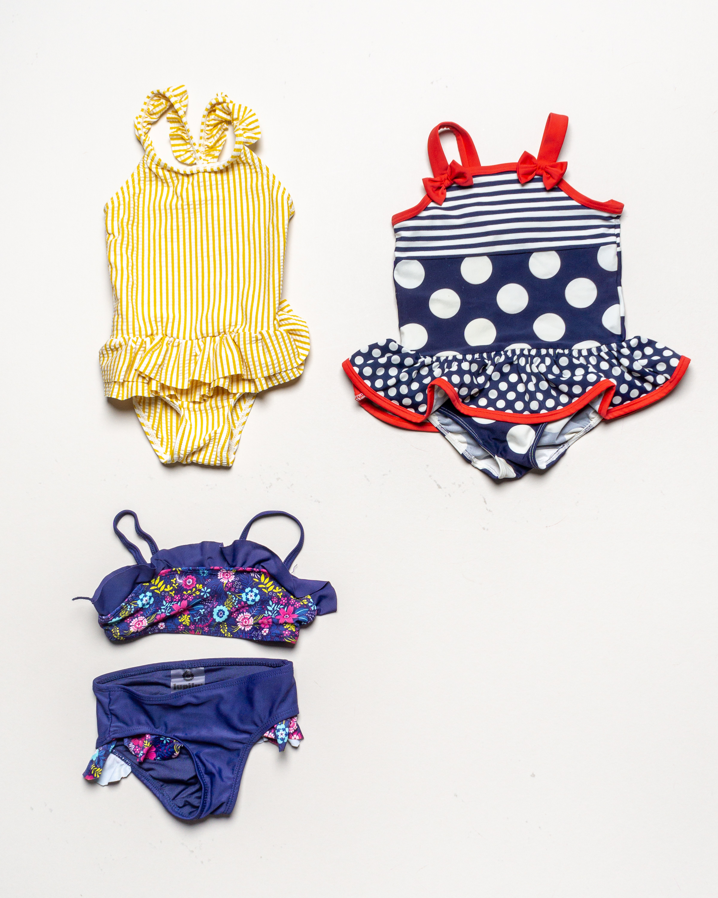 1x Badekleidung Gr. 86/92 – Schwimmsachen Badeanzug Bikini Streifen Blumen Floral Blau Gelb