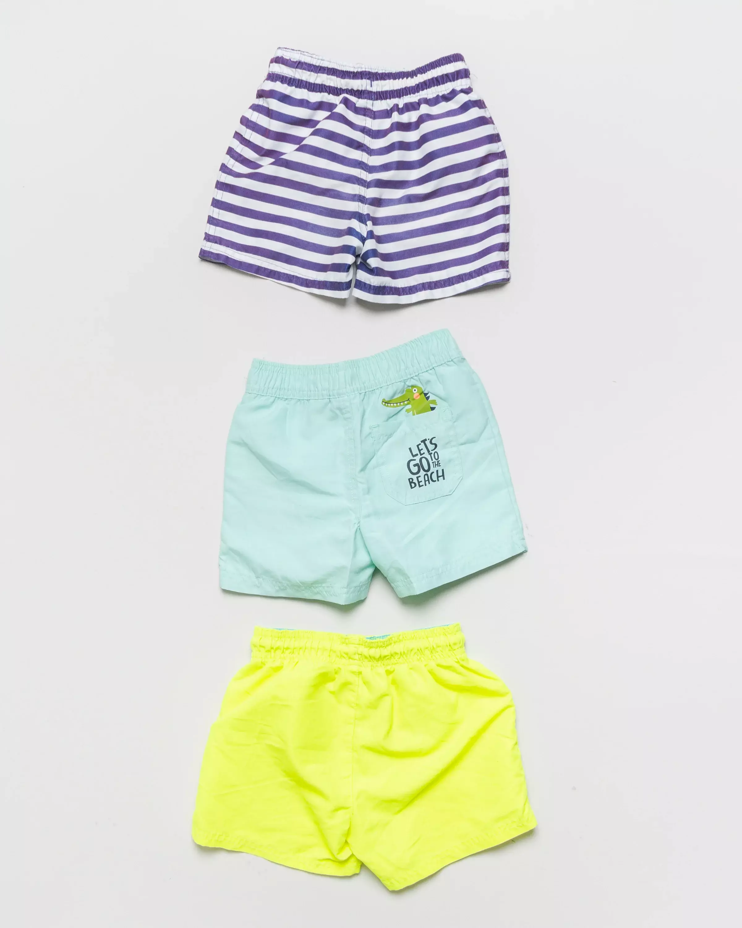 1x Badehose Gr. 98 – Shorts Streifen mintgrün maritim neon gelb weit