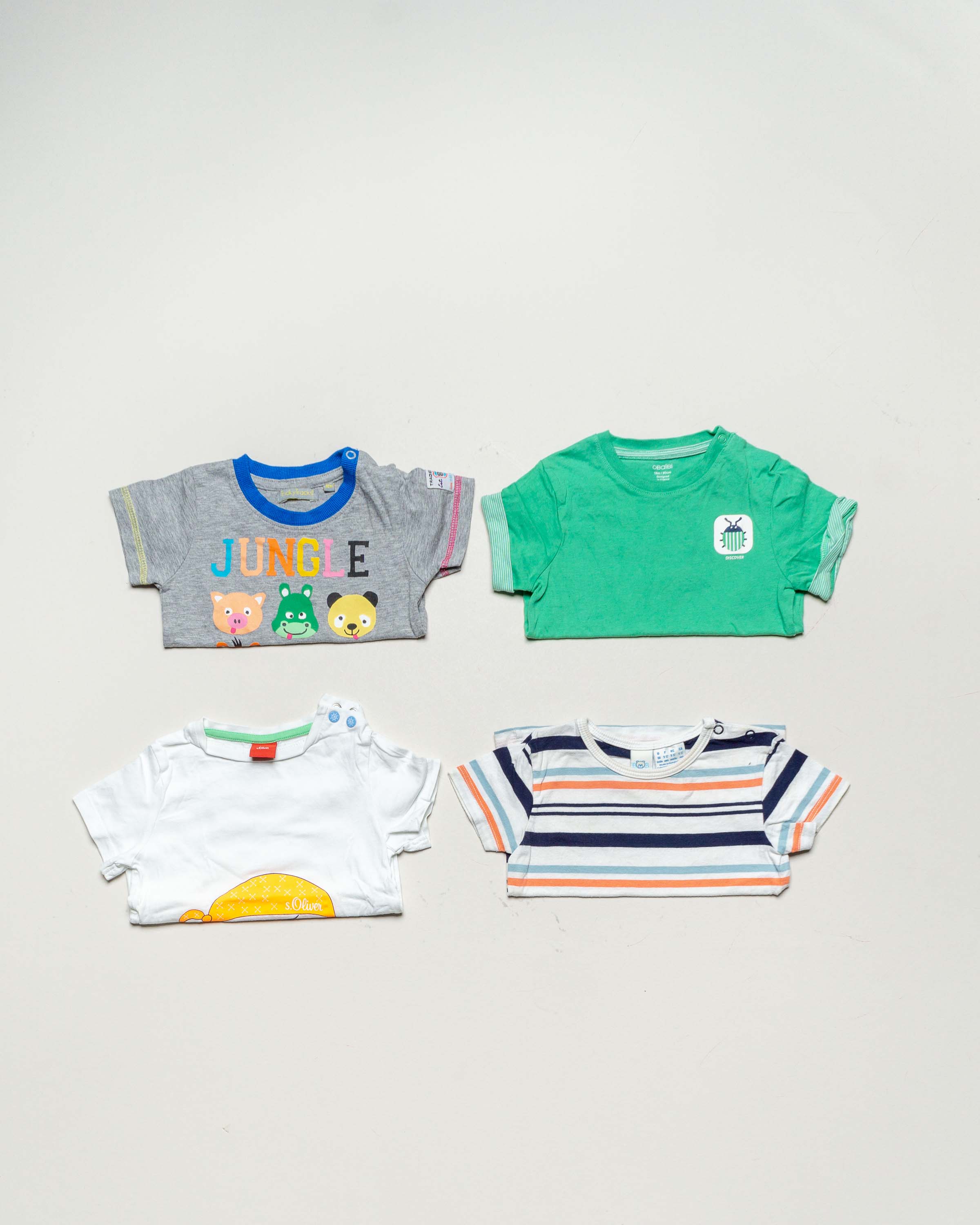 4 T-Shirts Gr. 80 – bunt – kräftige Farben Muster Mädchen Jungen Set Pack
