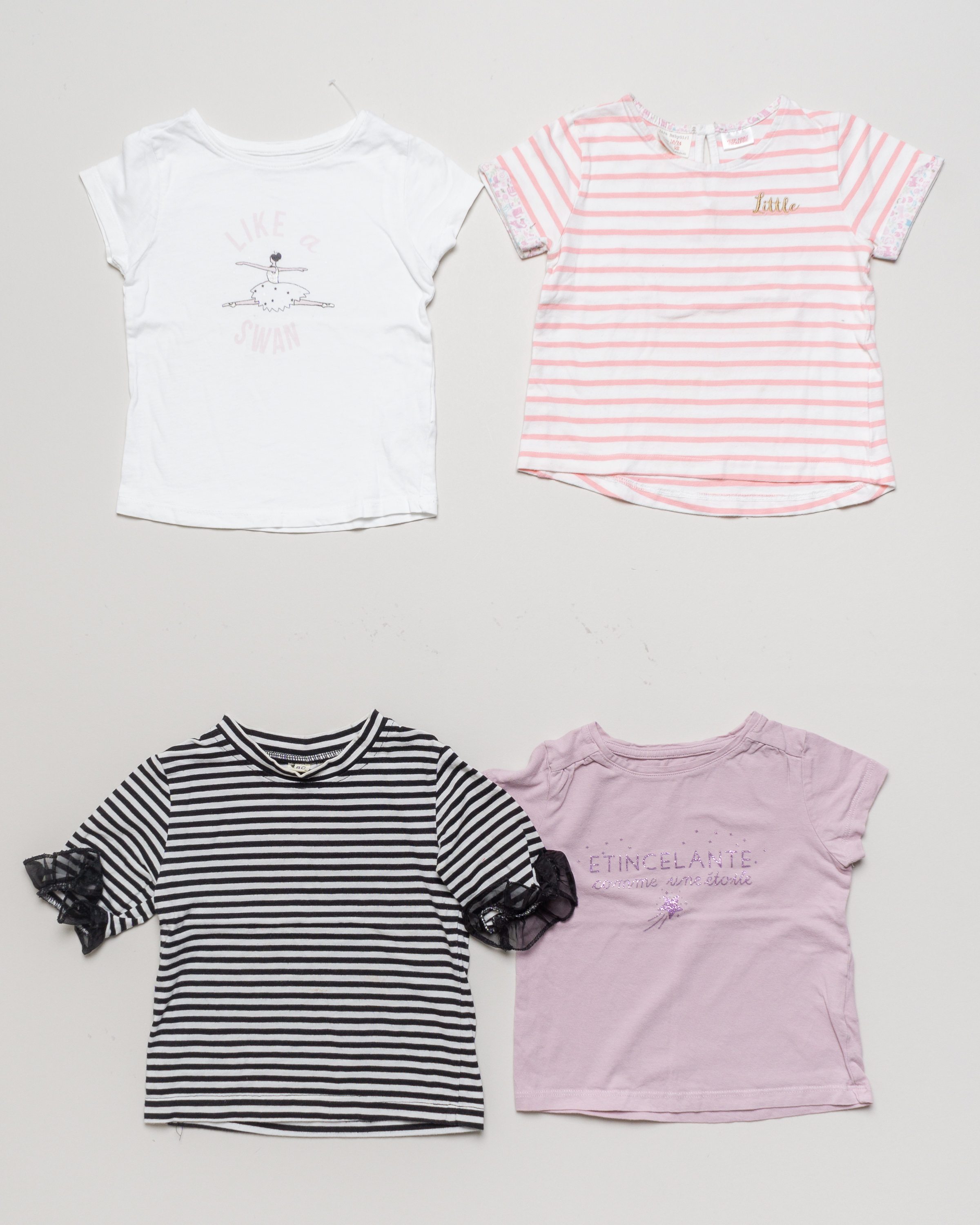 4x Oberteile Gr. 92 – 2x Vertbaudet 1x ZARA T-Shirts kurzarm Lila Streifen Weiß Set Pack