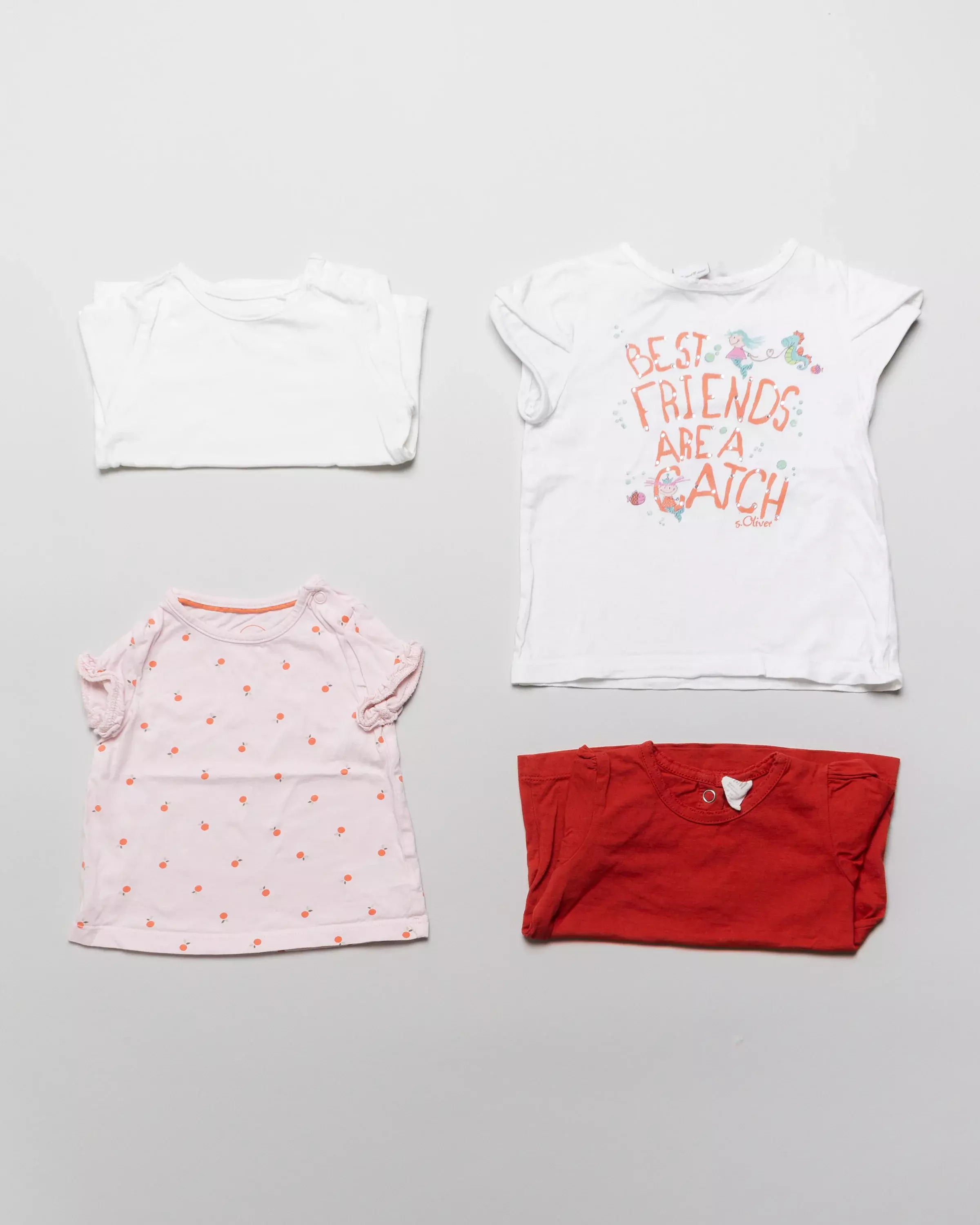 4 Shirts Gr. 68 – T-Shirt, weiß, rosa, rot Set, Pack