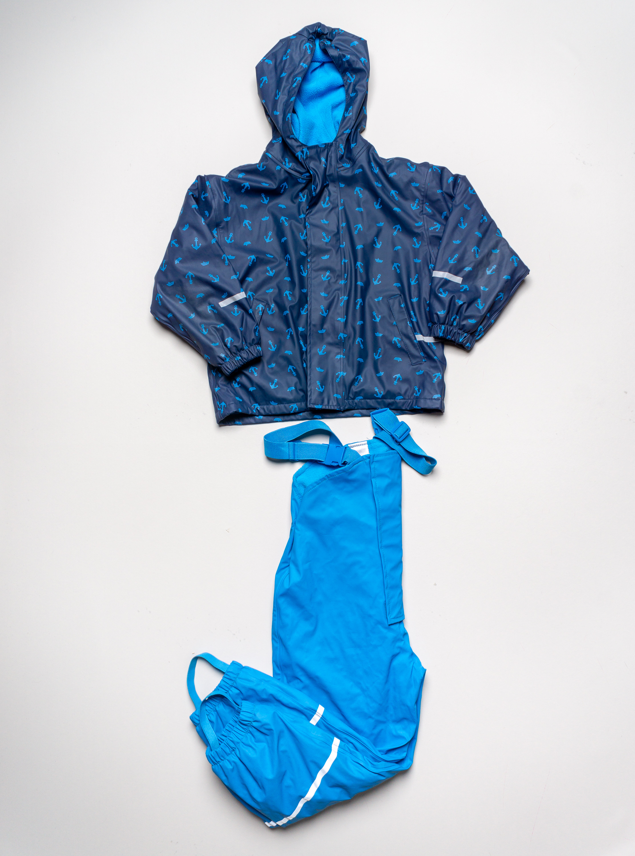 2 Teile Gr. 122/128 – Regenjacke Regenhose Matschhose Buddelhose Outdoor Matschkombi blau