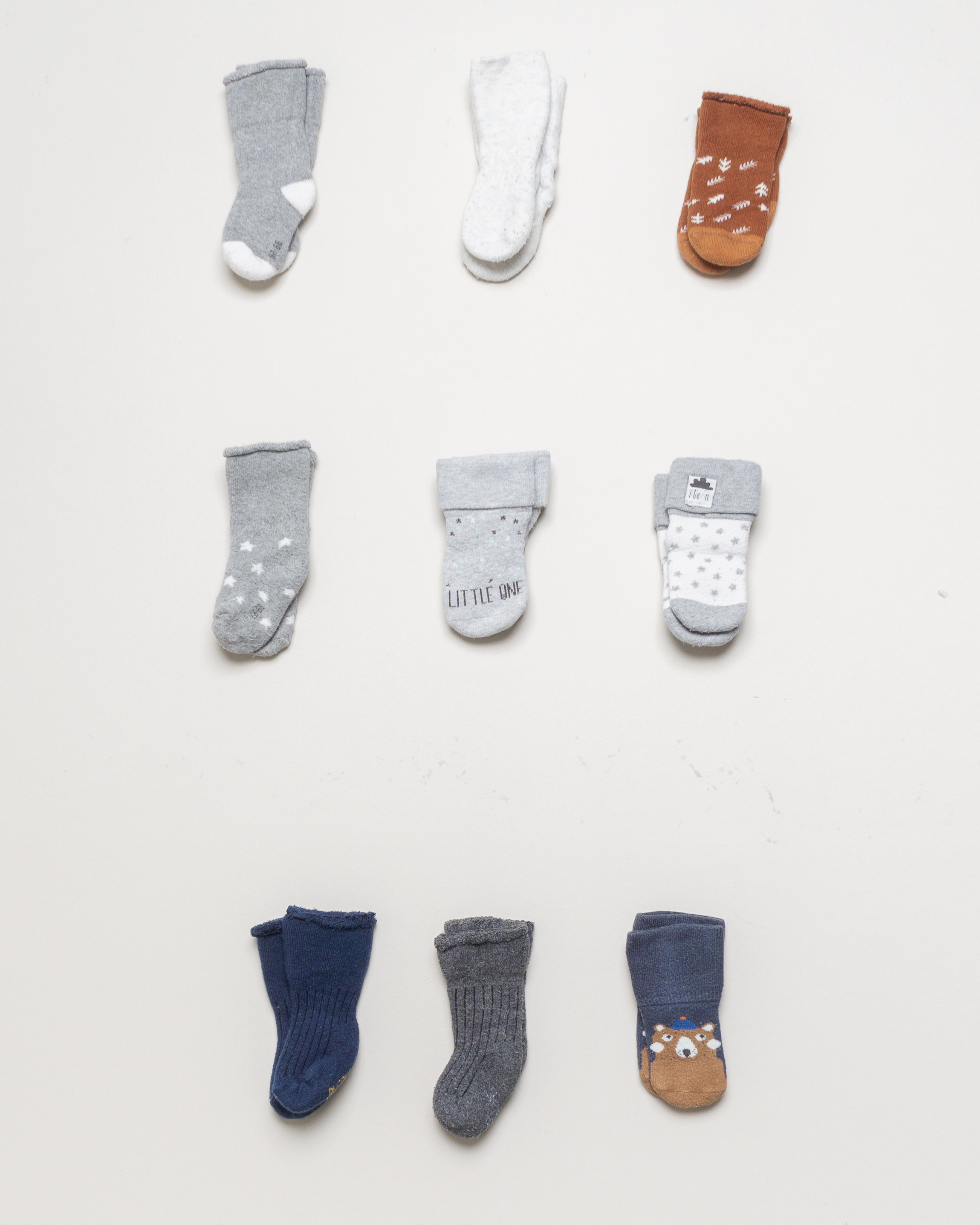 9 Paar Socken Gr. 18-22 - Set Pack Grau Braun 