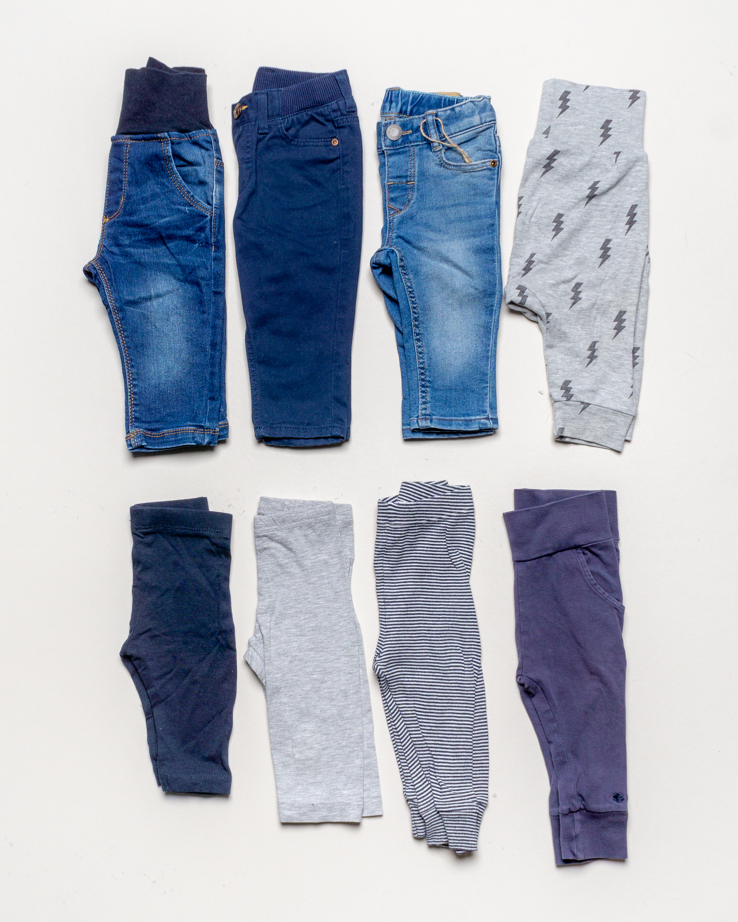 8x Hosen Gr. 68 – Set Pack Jeans Pumphosen Leggings Jogginghose Blau Grau