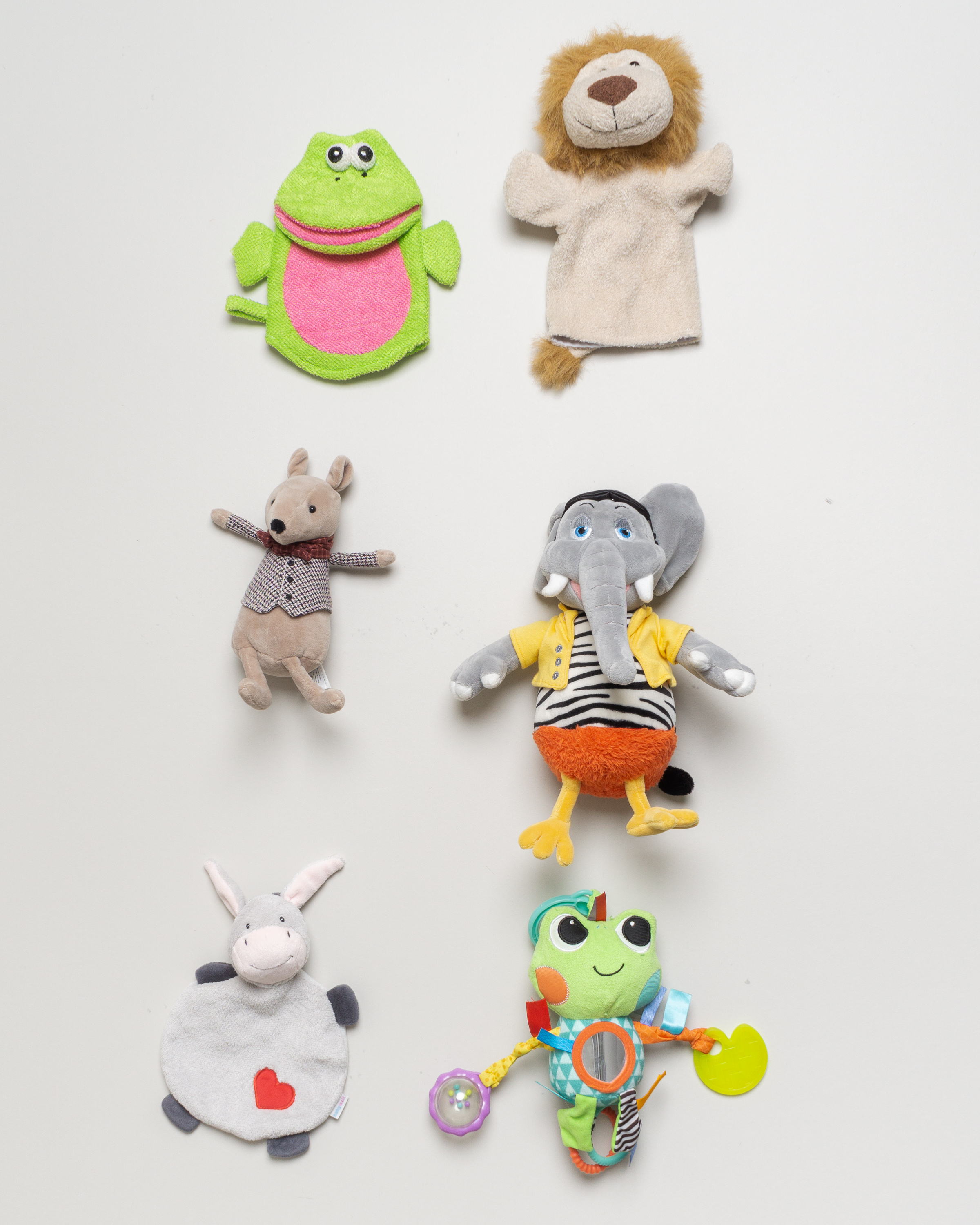 1 Spielzeug – Puppe Figur Handpuppe Löwe Frosch Knistertier Tiere Elefant Kuscheltier