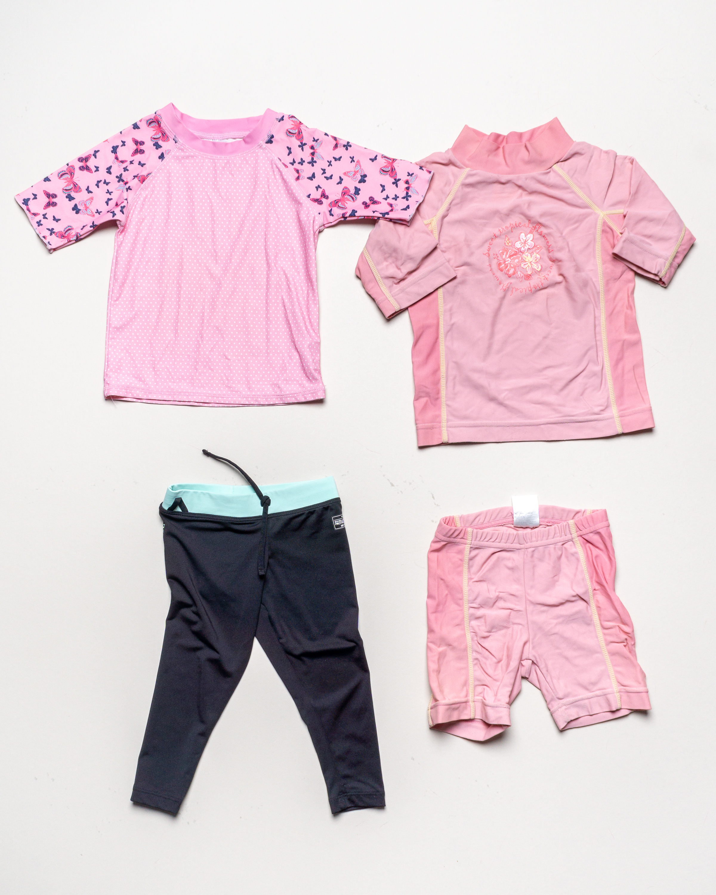 4 Teile Gr. 86 – UV Schutz Sonnenschutz T-Shirts Strandkleidung Baby Hose
