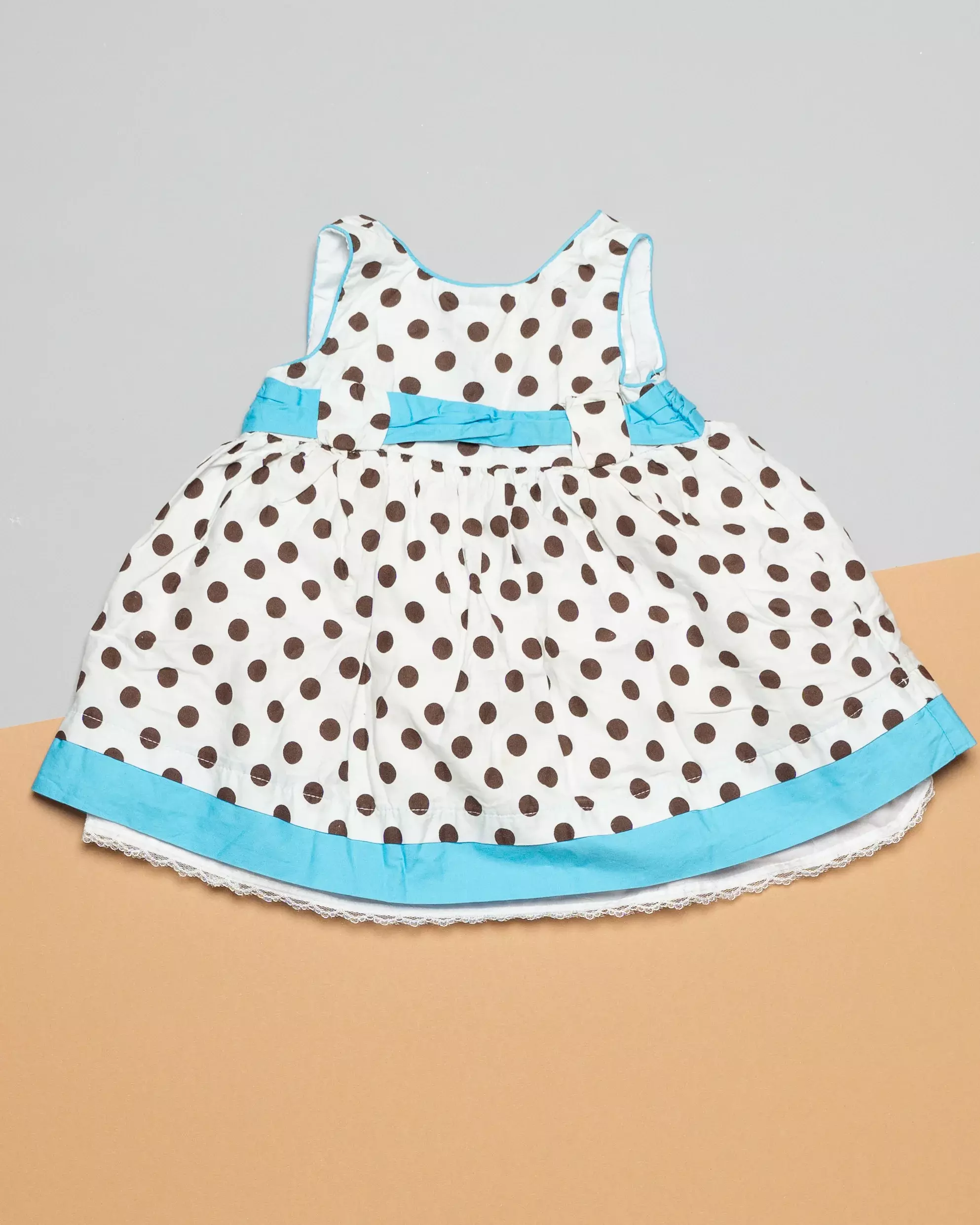 Kleid Gr. 80 – mit Punkten, Polka Dots & blauer Schleife hinten