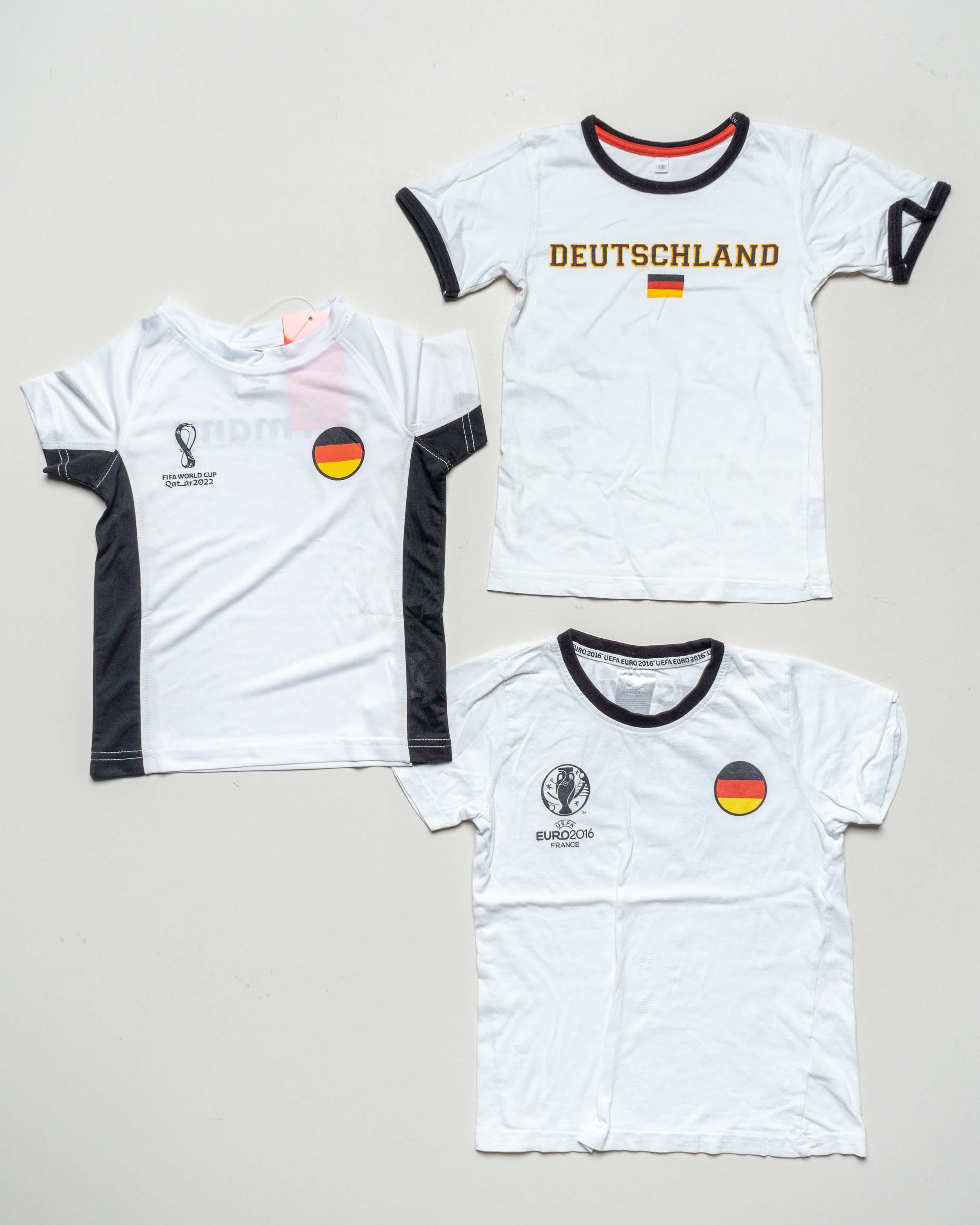 1 T-Shirt Gr. 110/116 – Fußball Trikot Fußballshirt EM WM Mädchen Jungen