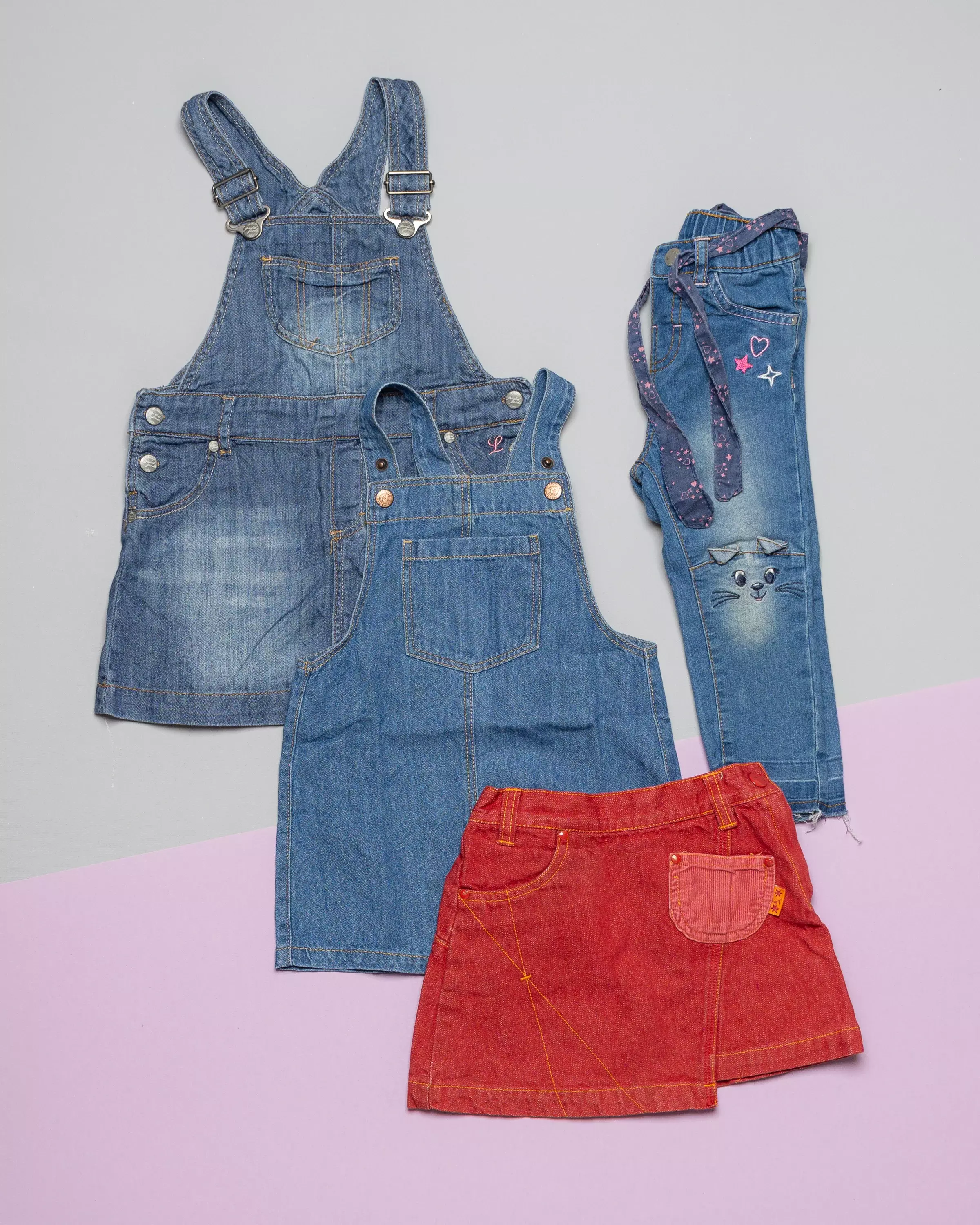 2 Kleider, 1 Hose & 1 Rock Gr. 86 - Jeans, Katze, Sterne, Herzen