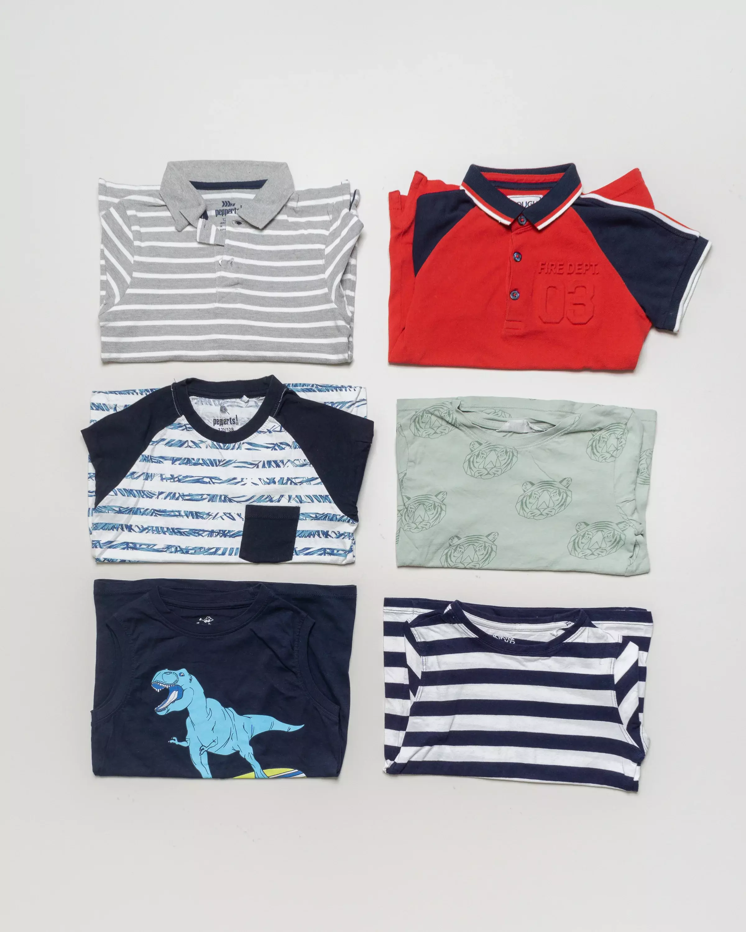 6 T-Shirts Gr. 122 – Streifen Poloshirts Dino Tiger Muster Jungen Set Pack