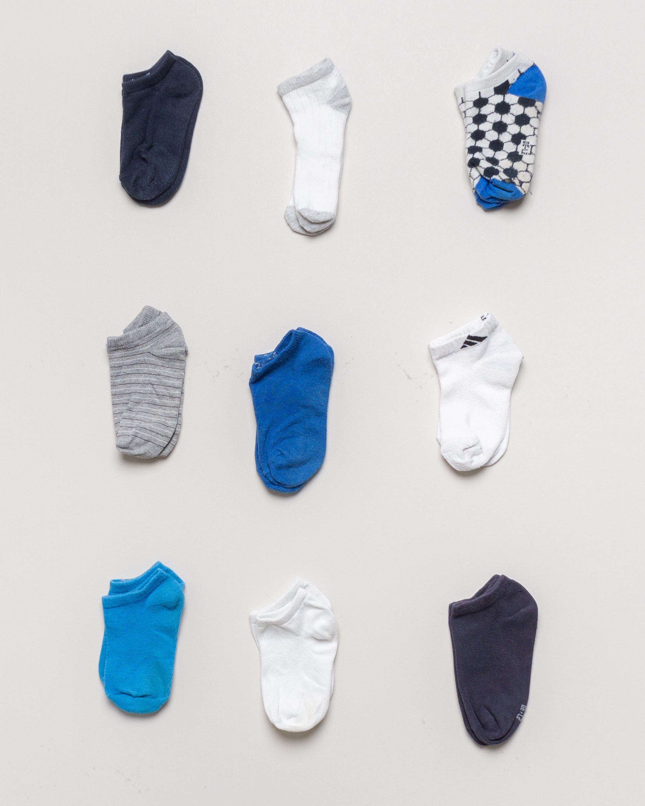9 Paar Socken Gr. 27-30 – Sneaker Blau Weiß Uni Streifen Fußball