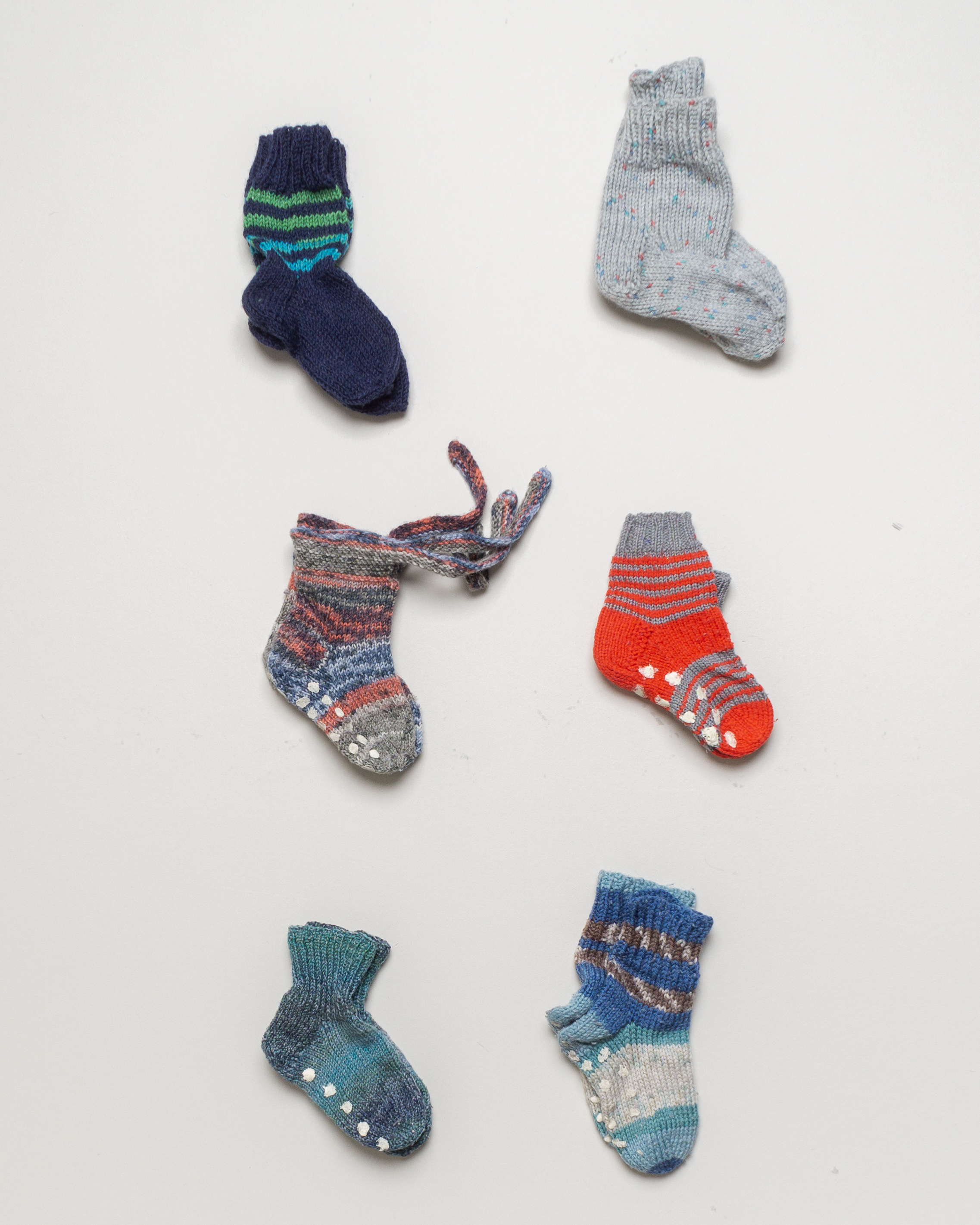 1 Paar Socken Gr. 17-18  - Handmade Strick Stopper Socken bunt
