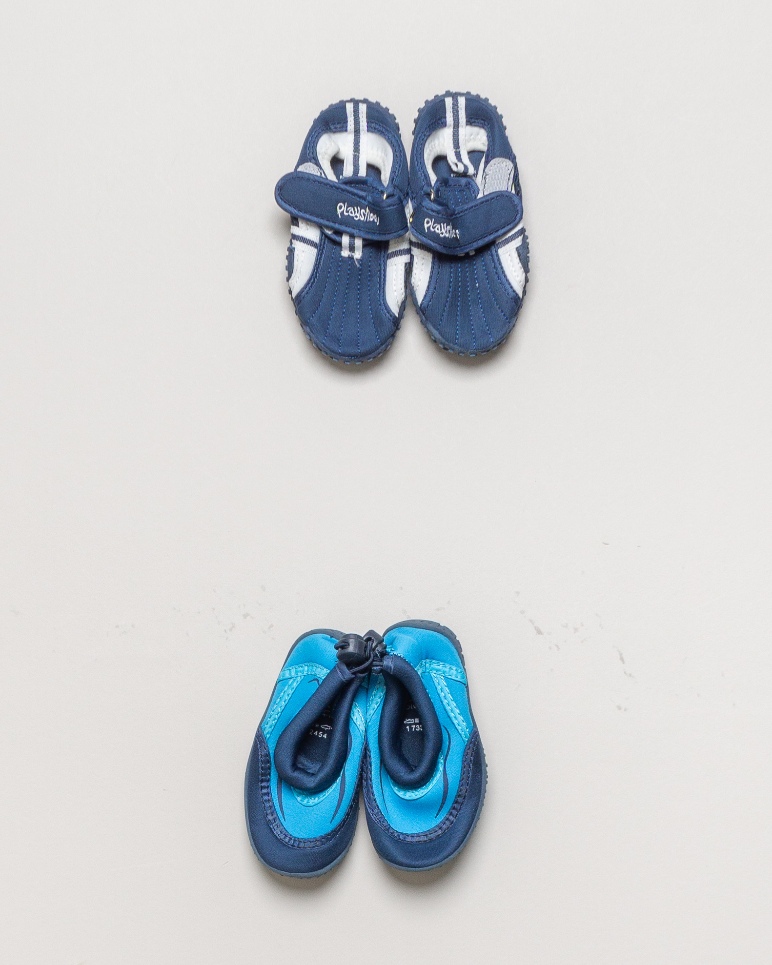1 Paar Schuhe Gr. 21 – Wasserschuhe Baden Blau Neopren Playshoes